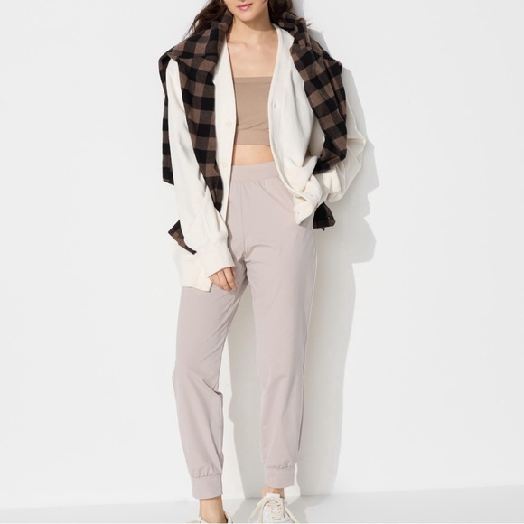 UNIQLO AIRism Jogger Pants - Picture 1 of 8